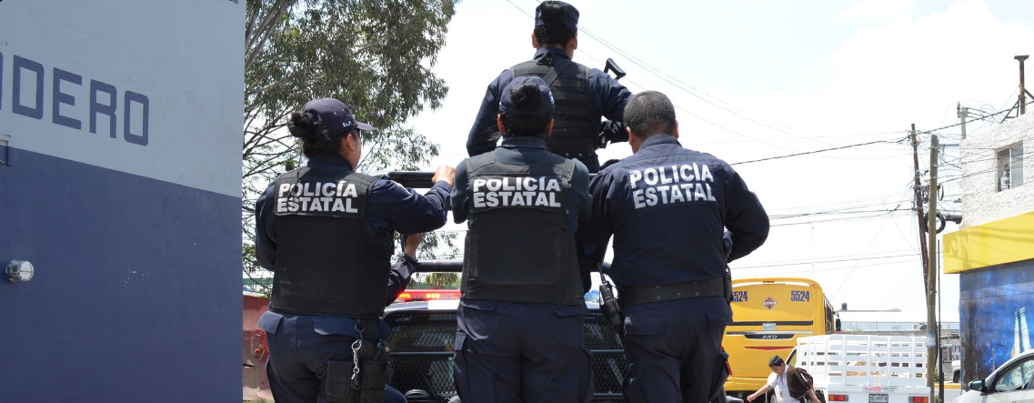 POLICÍAS ESTATALES ASEGURAN EN MATEHUALA 21 DOSIS DE DROGA