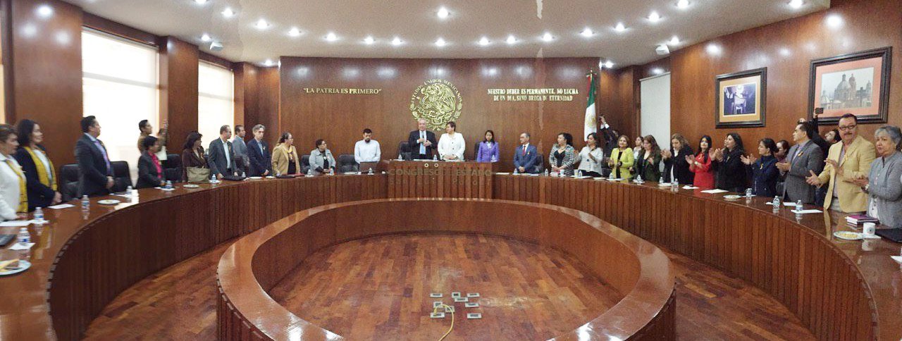 RECONOCE TITULAR DE SEGE INICIATIVA DE CONGRESO DEL ESTADO PARA FORTALECER PROGRAMA «SIGAMOS APRENDIENDO… EN EL HOSPITAL»