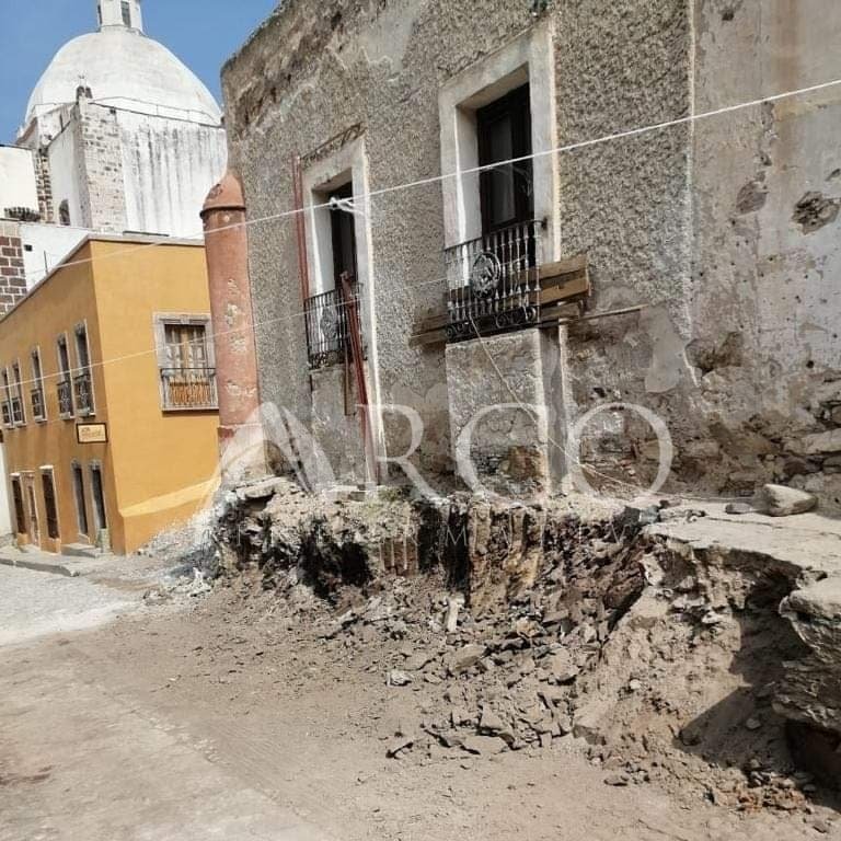 Nuevamente la Chiquis Carrillo atenta contra el patrimonio histórico de Real de 14