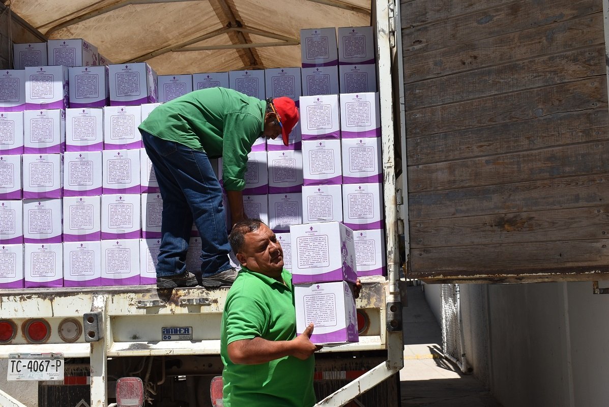 DISTRIBUYE DIF MUNICIPAL ASISTENCIA ALIMENTARIA EN COMUNIDADES