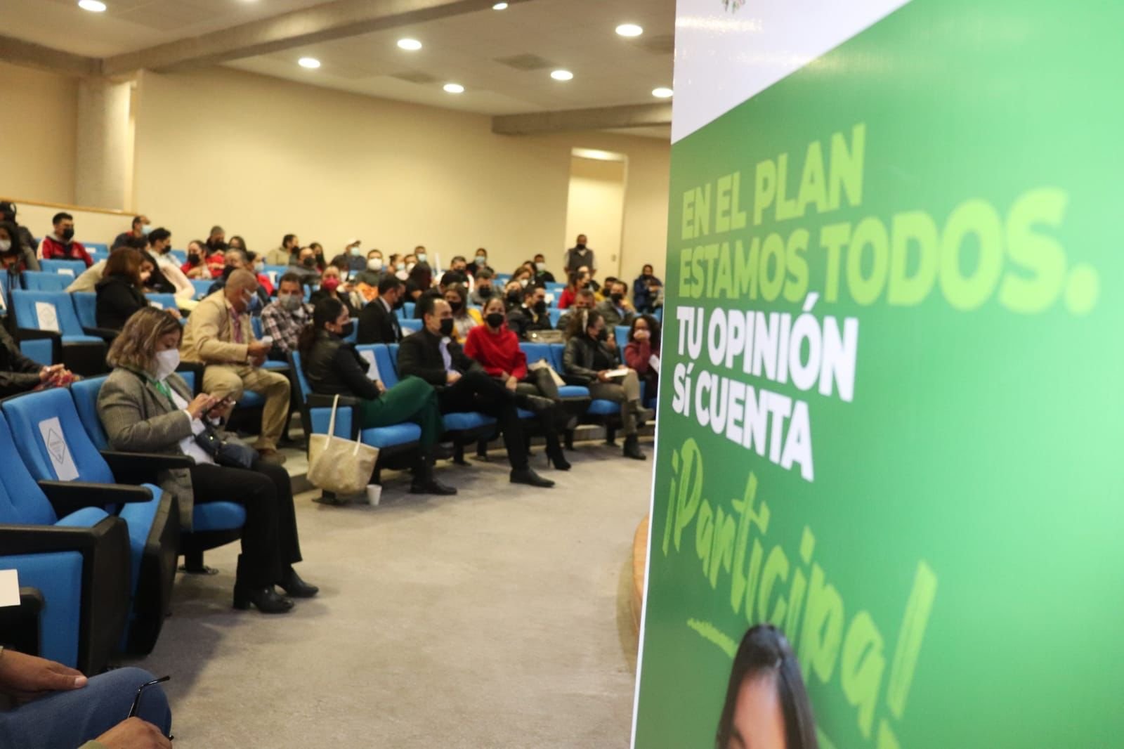 MATEHUALENSES PARTICIPAN ENTUSIASTAS EN FORO DEL PLAN ESTATAL DE DESARROLLO