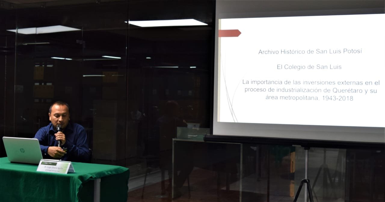 ARCHIVO HISTÓRICO Y COLSAN MANTIENEN CICLO CONFERENCIAS