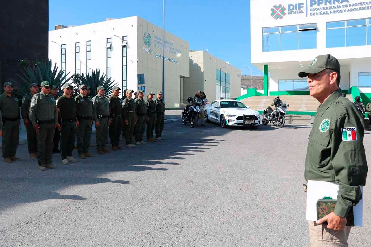 TOMA POSESIÓN AL CARGO NUEVO TITULAR DE LA DIVISIÓN CAMINOS