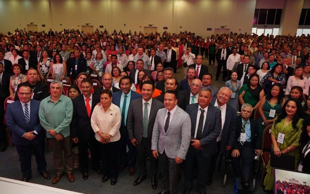 RECONOCE PODER EJECUTIVO AL MAGISTERIO POTOSINO