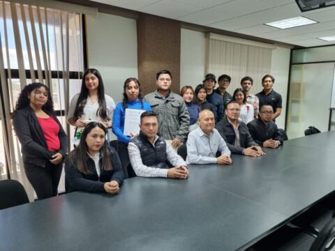 Reconocen A Estudiantes De Ingenier A Civil Ganadores Del Concurso De Mezclas Arco