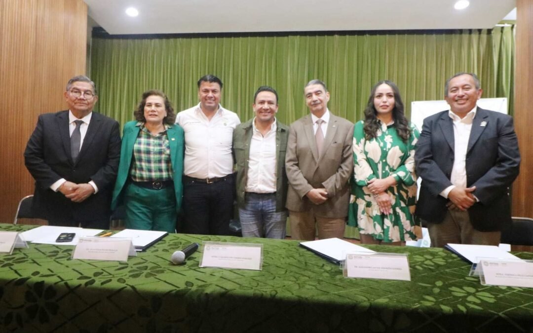 GOBIERNO ESTATAL DARÁ MÁS APOYO A FUNCIONARIOS MUNICIPALES EN 2025