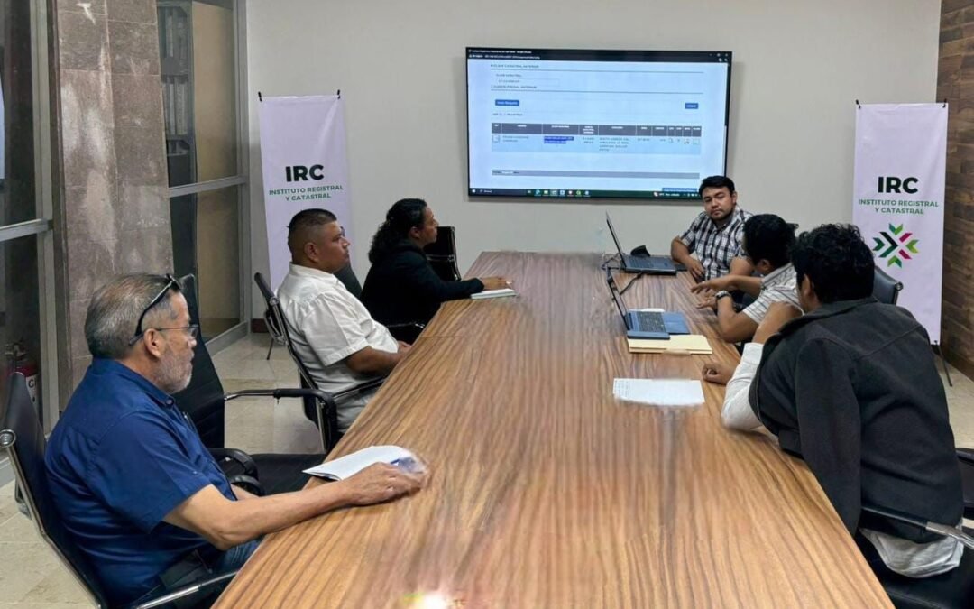 GOBIERNO ESTATAL CAPACITA EN MATERIA CATASTRAL A MUNICIPIOS